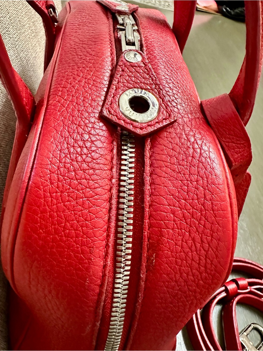 Louis Vuitton Dora Soft Handbag Taurillon Leather BB - Picture 7 of 9